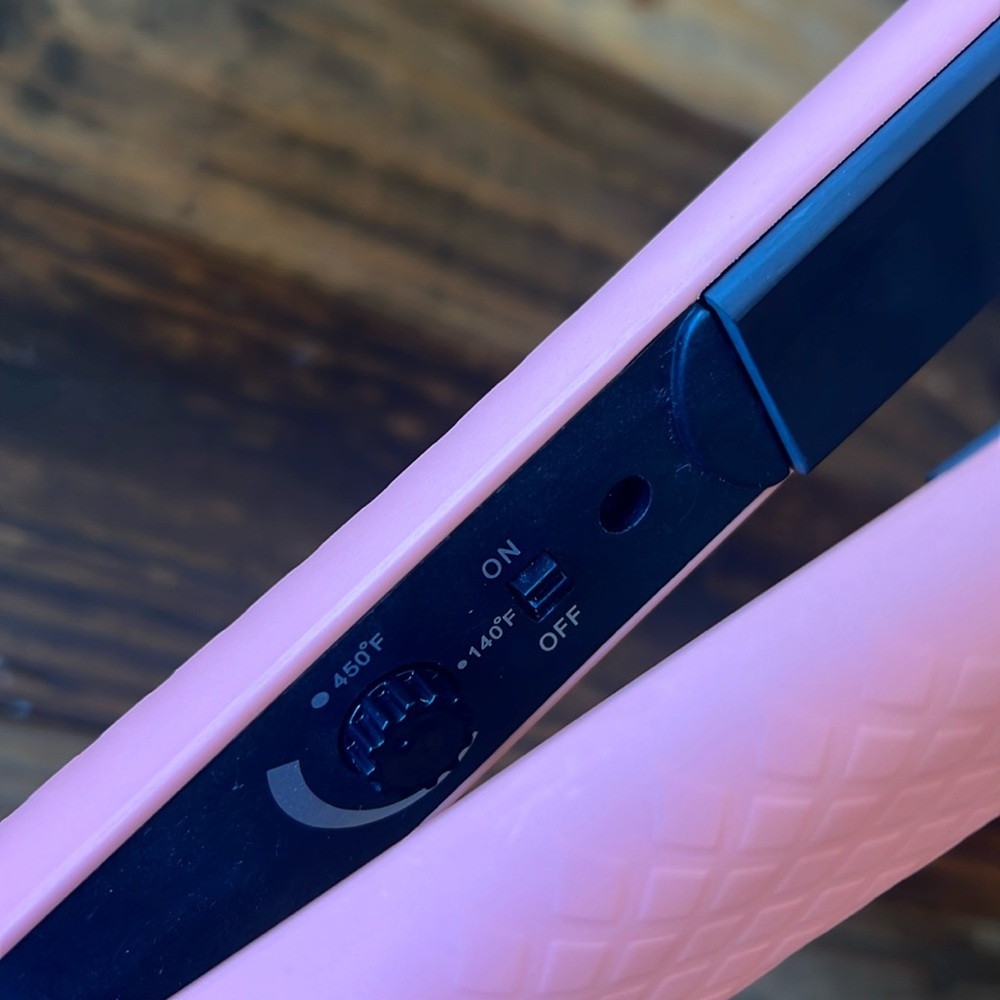 Amika Hair Flat Iron - Picture 7 of 7